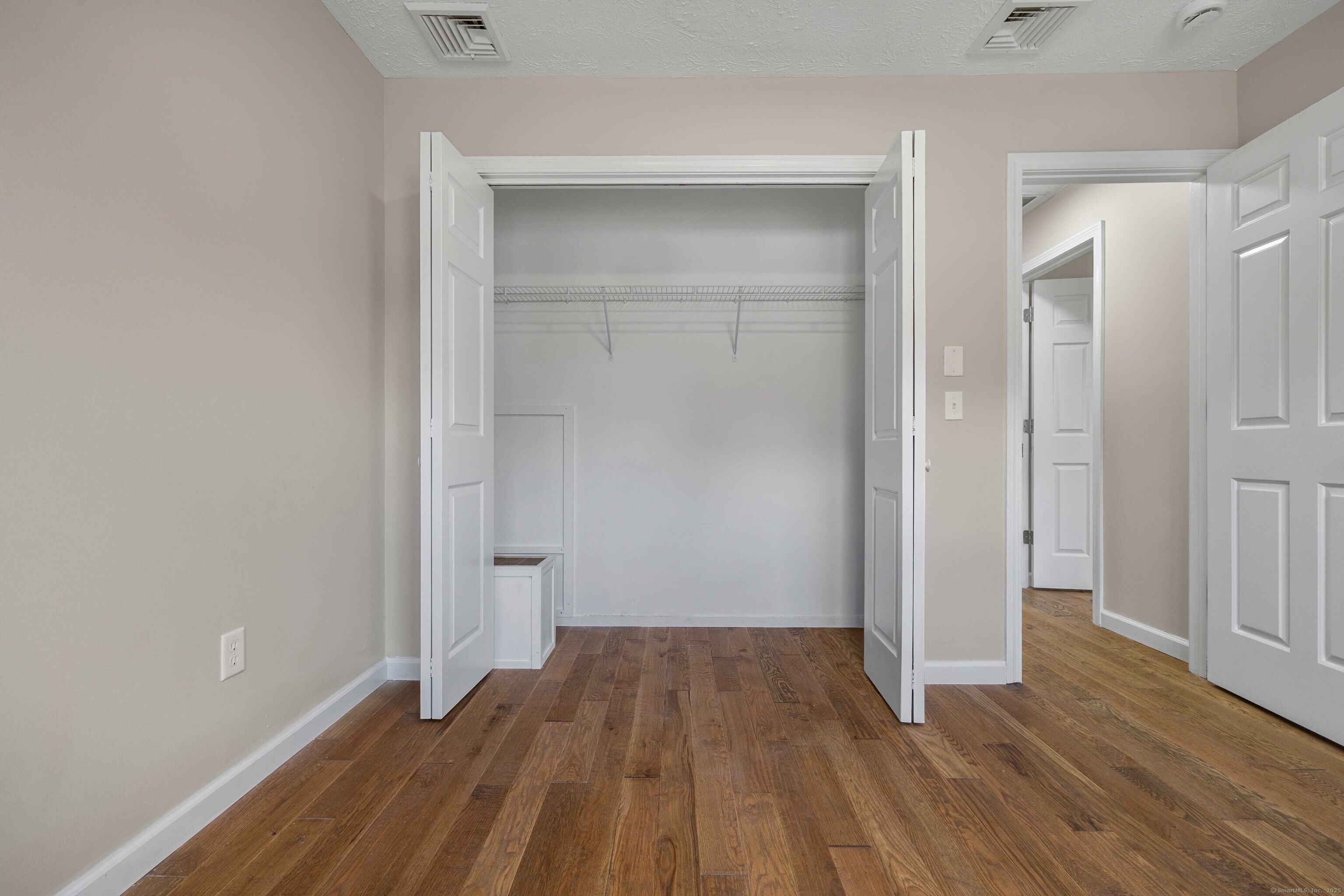 68 Deer Run Trail Manchester CT 06042