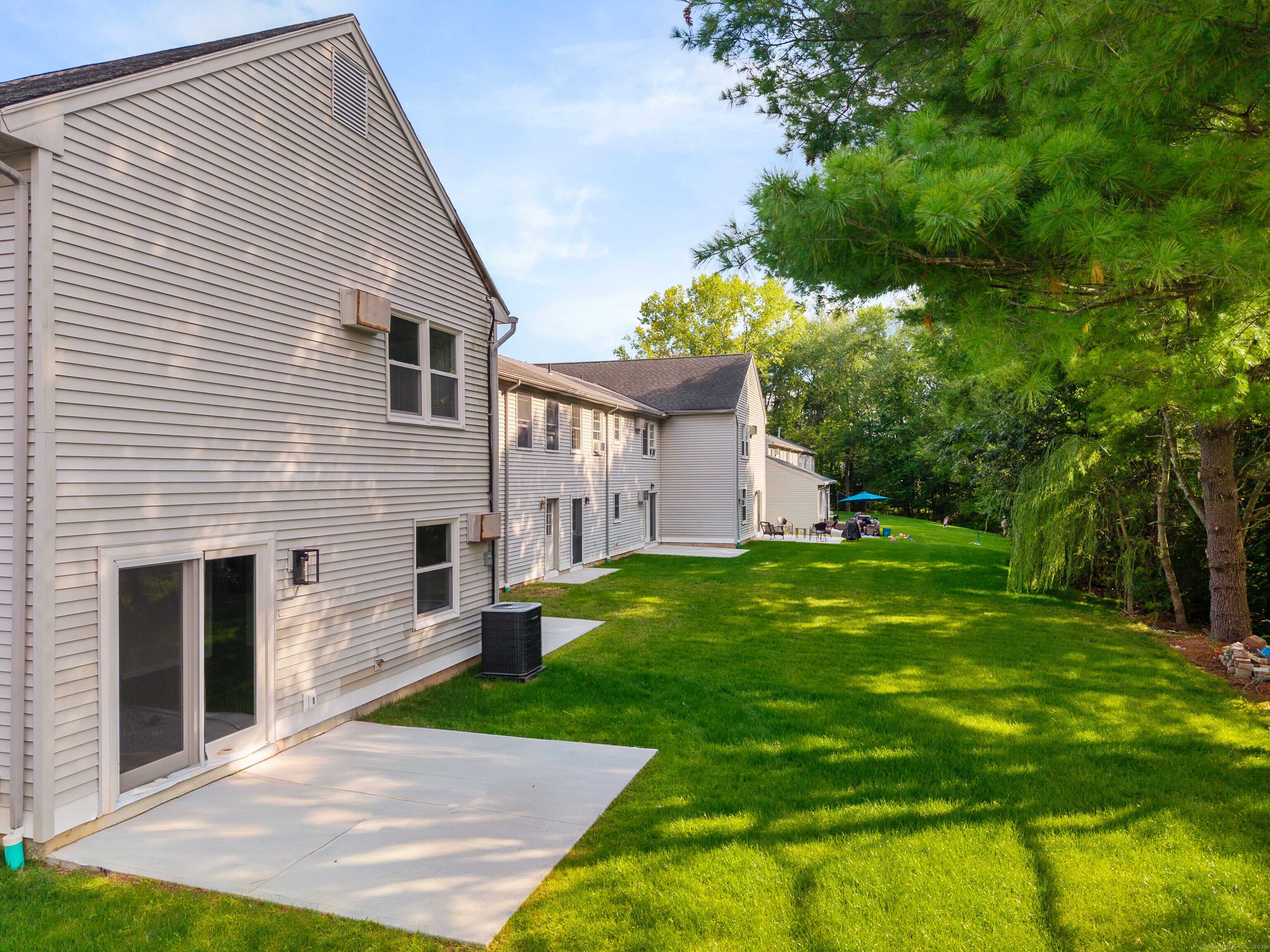 68 Deer Run Trail Manchester CT 06042