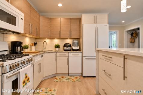 53 East Broadway Milford CT 06460