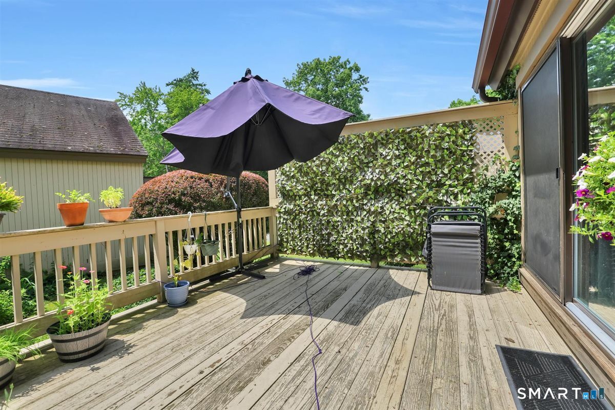 10 Summit Court Woodbury CT 06798