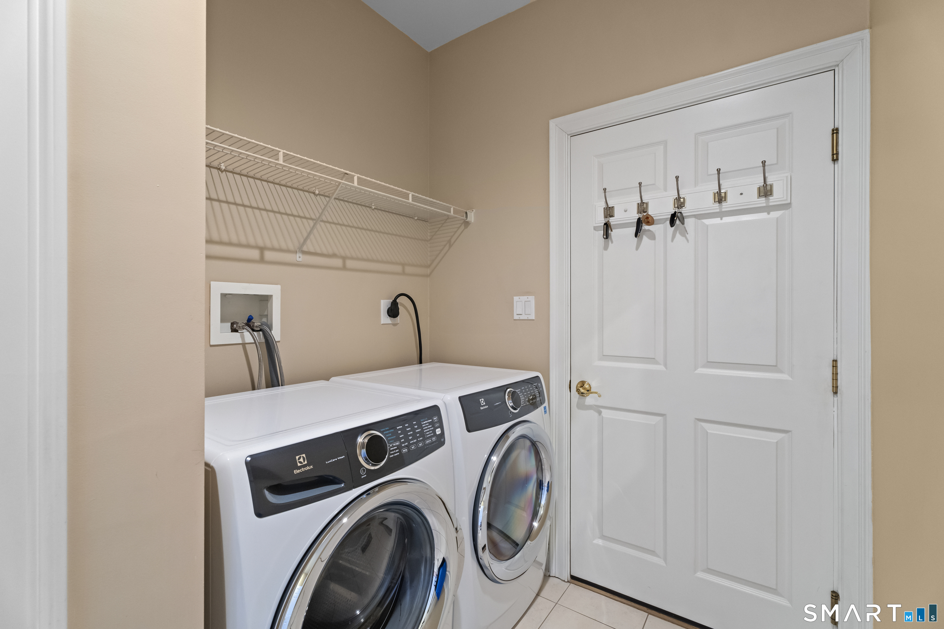 375 Allyn Street Groton CT 06355