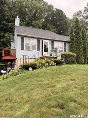 55 Valley View Drive Hamden CT 06518