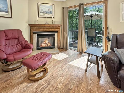20 Church Lane East Lyme CT 06333