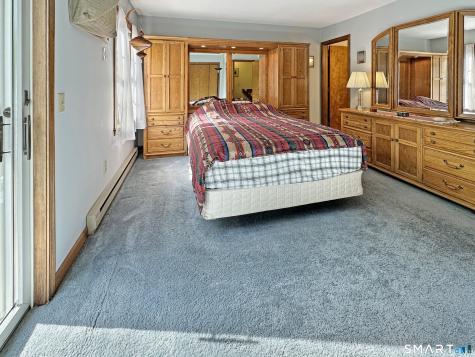 20 Church Lane East Lyme CT 06333