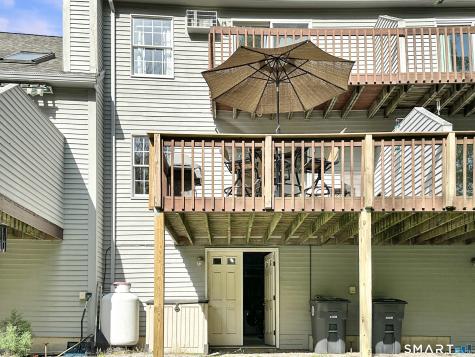20 Church Lane East Lyme CT 06333