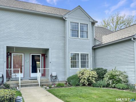 20 Church Lane East Lyme CT 06333
