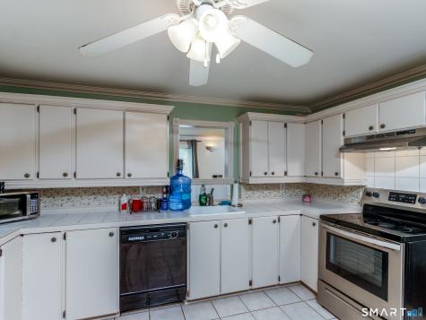 273 Queen Street Southington CT 06489