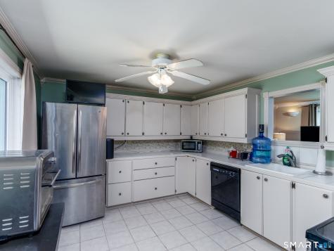 273 Queen Street Southington CT 06489