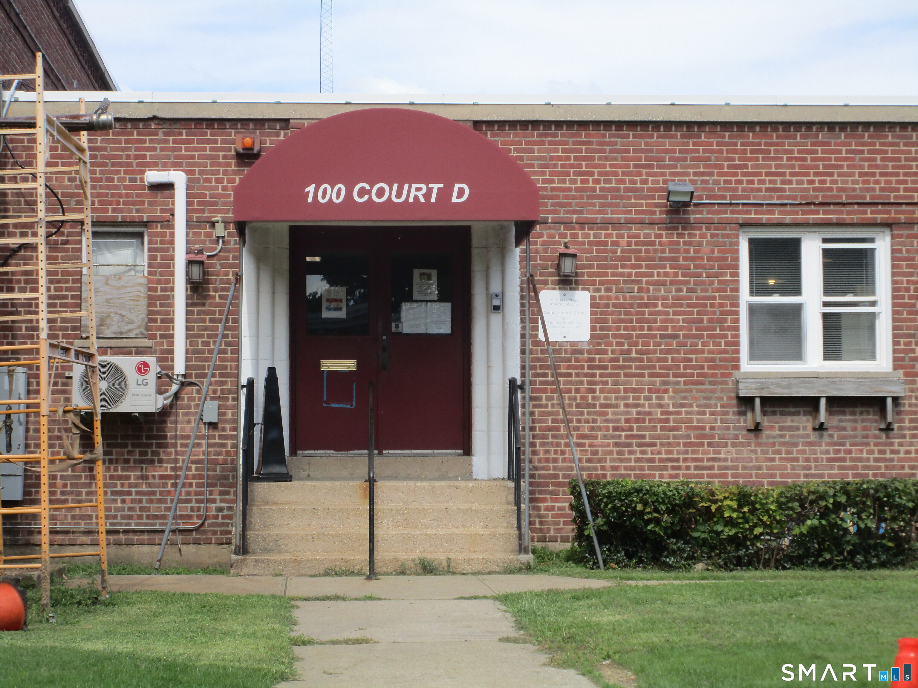 Court D 76 Success Avenue Bridgeport CT 06610