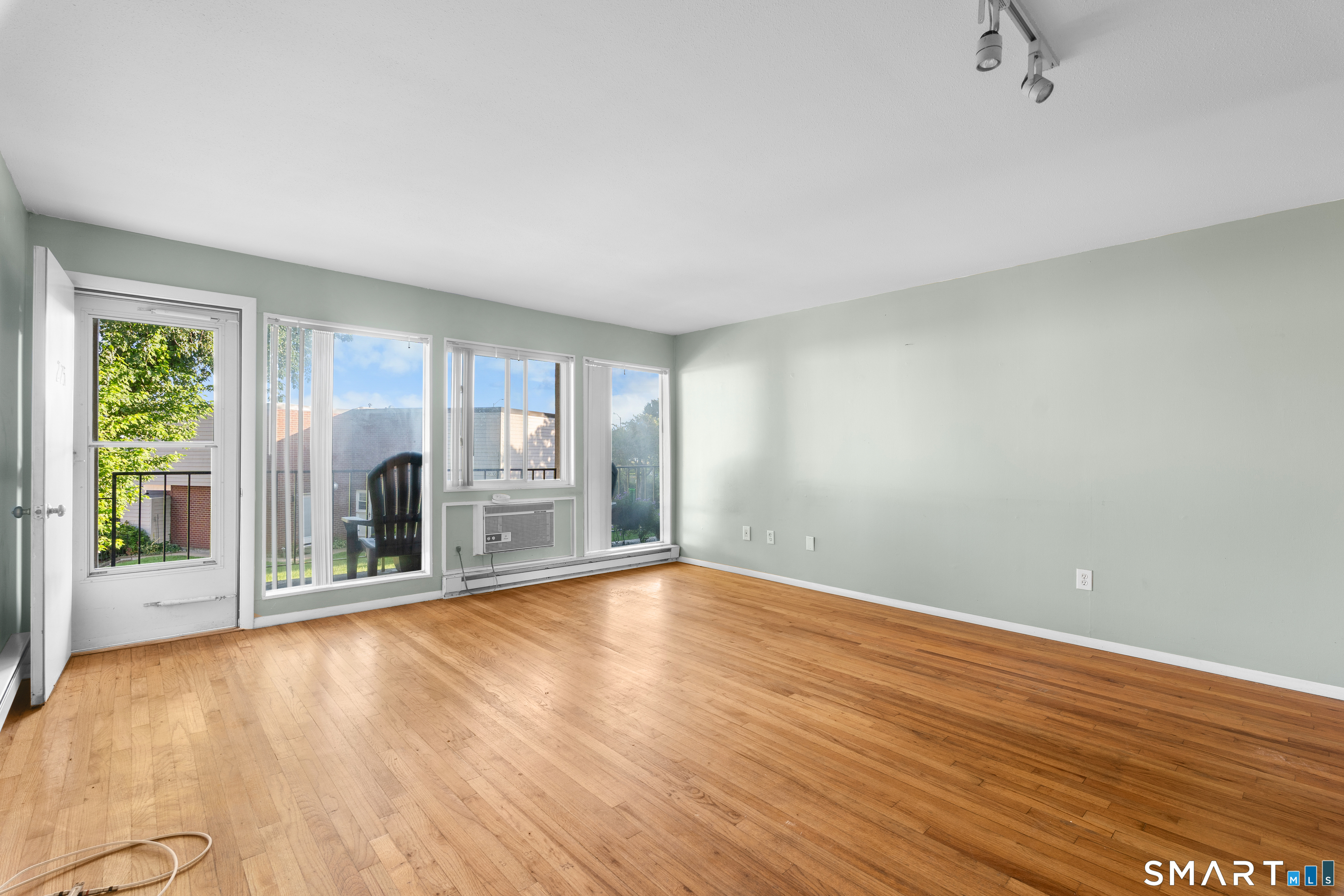 275 West Walk West Haven CT 06516