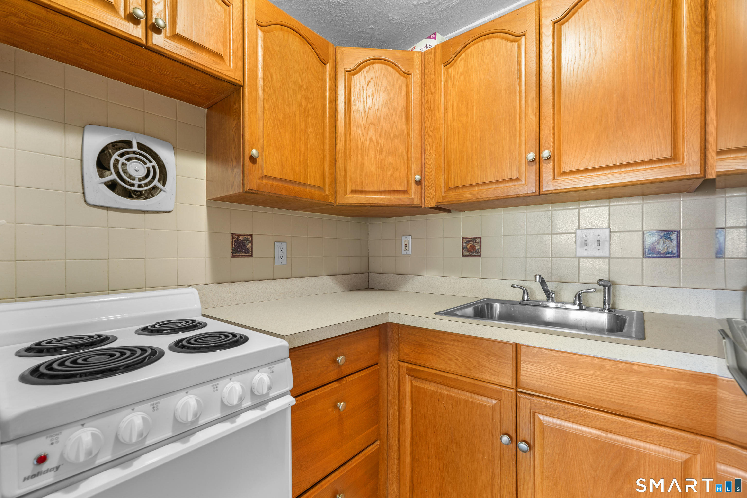 275 West Walk West Haven CT 06516
