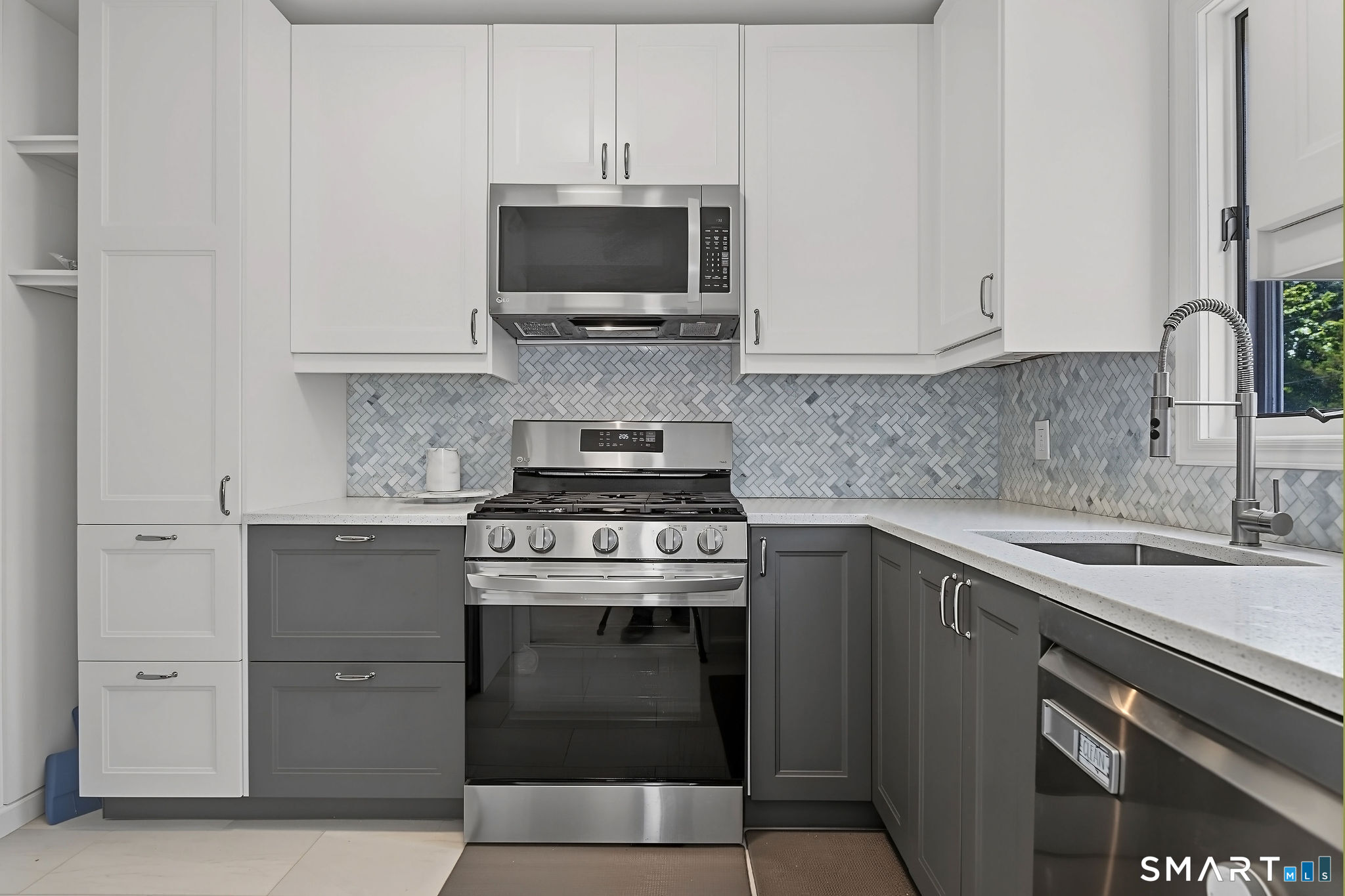 9 Glenrock Norwalk CT 06850