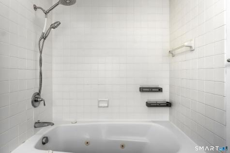 9 Glenrock Norwalk CT 06850