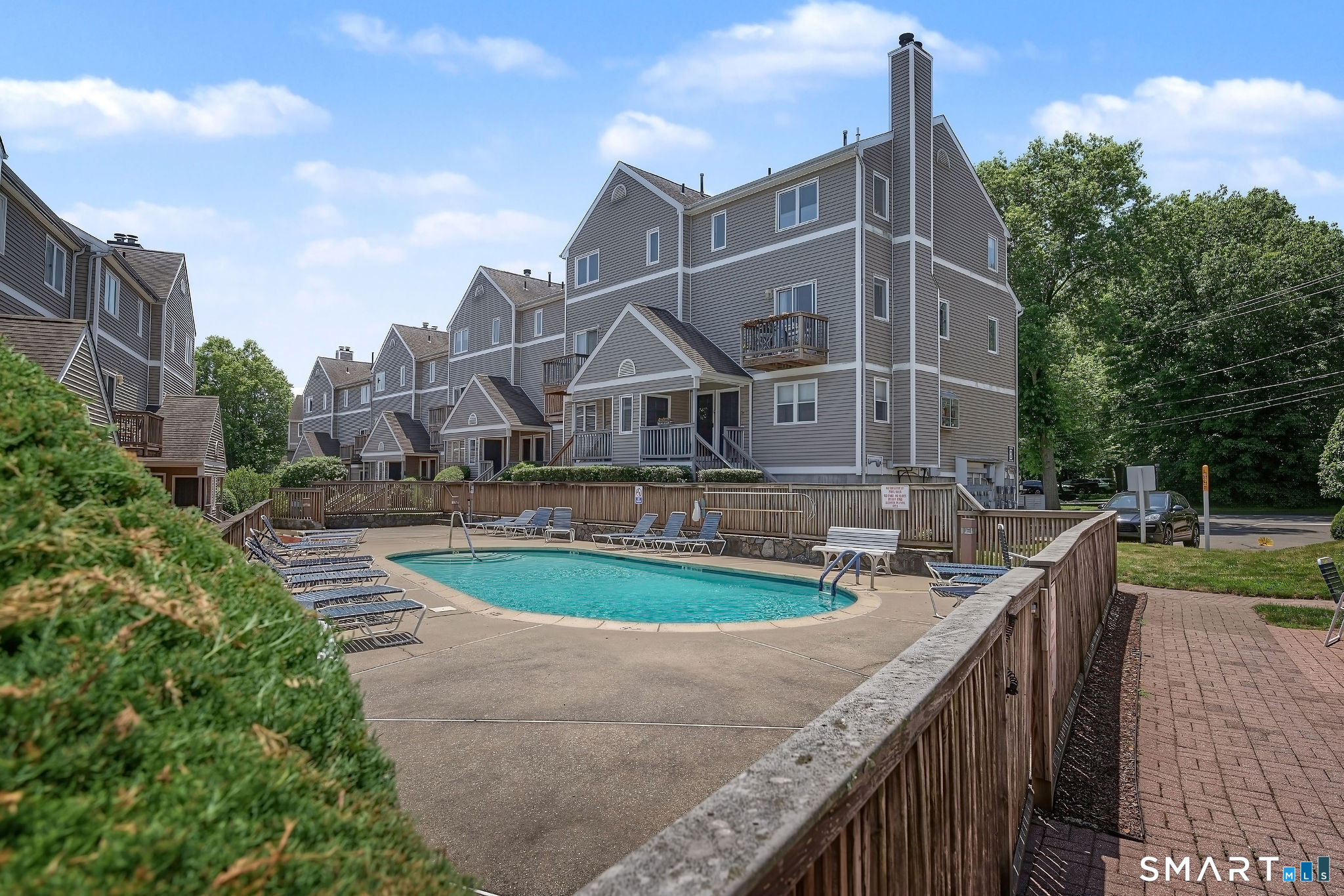 9 Glenrock Norwalk CT 06850