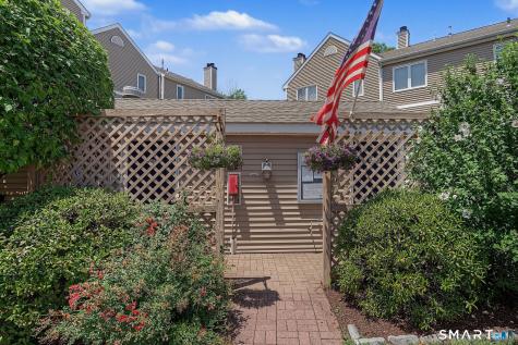 9 Glenrock Norwalk CT 06850