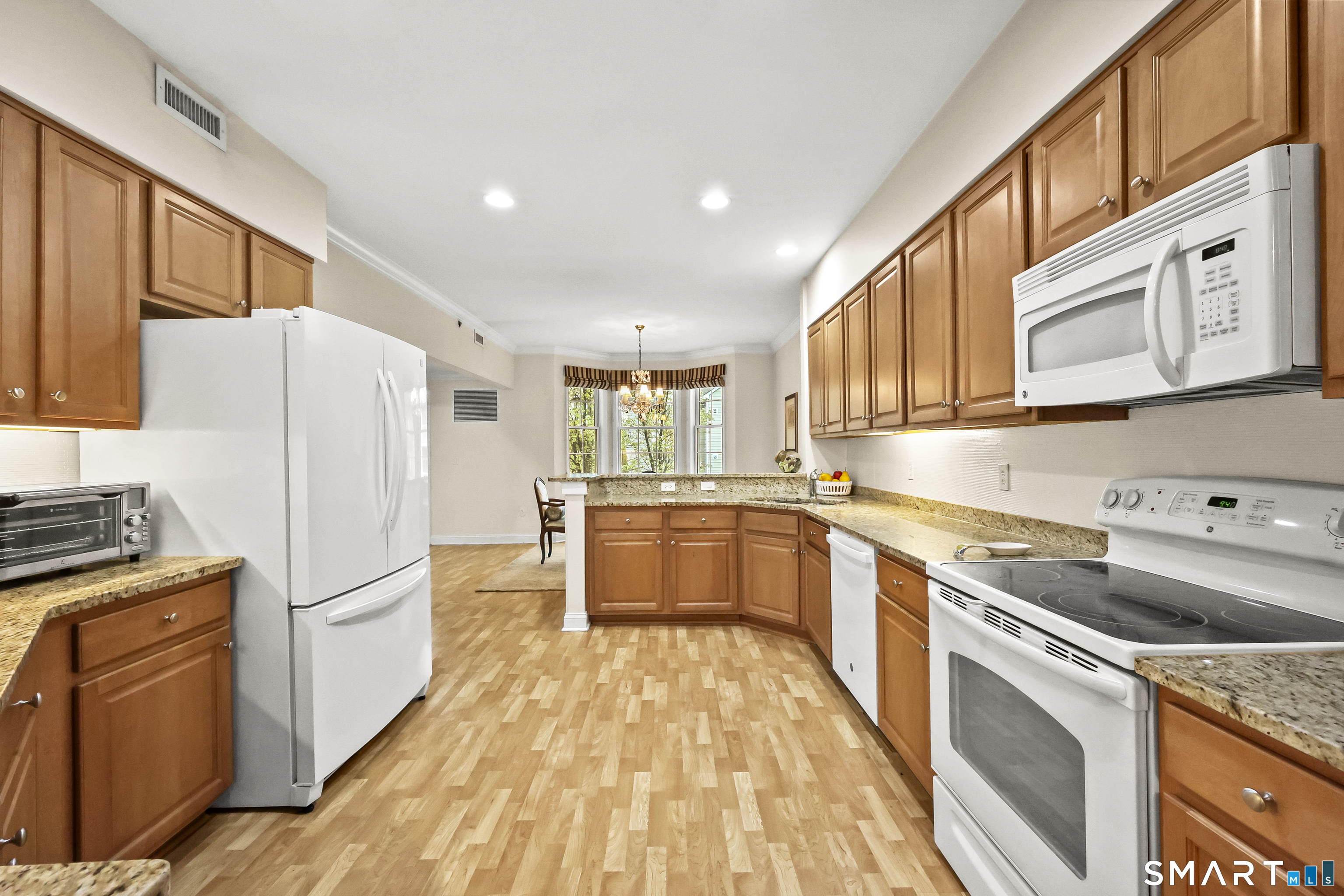 25 Cassandra Boulevard West Hartford CT 06107