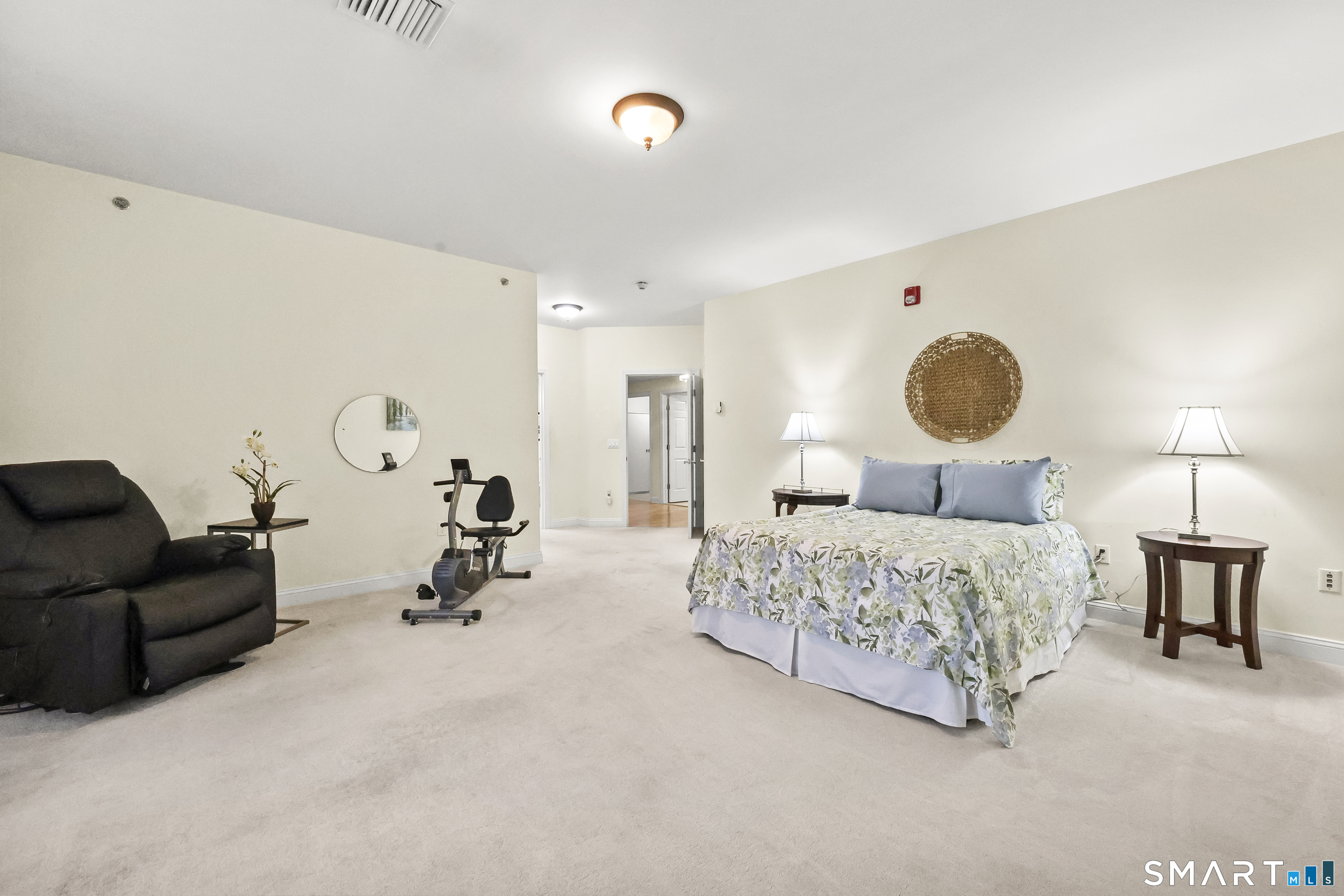 25 Cassandra Boulevard West Hartford CT 06107