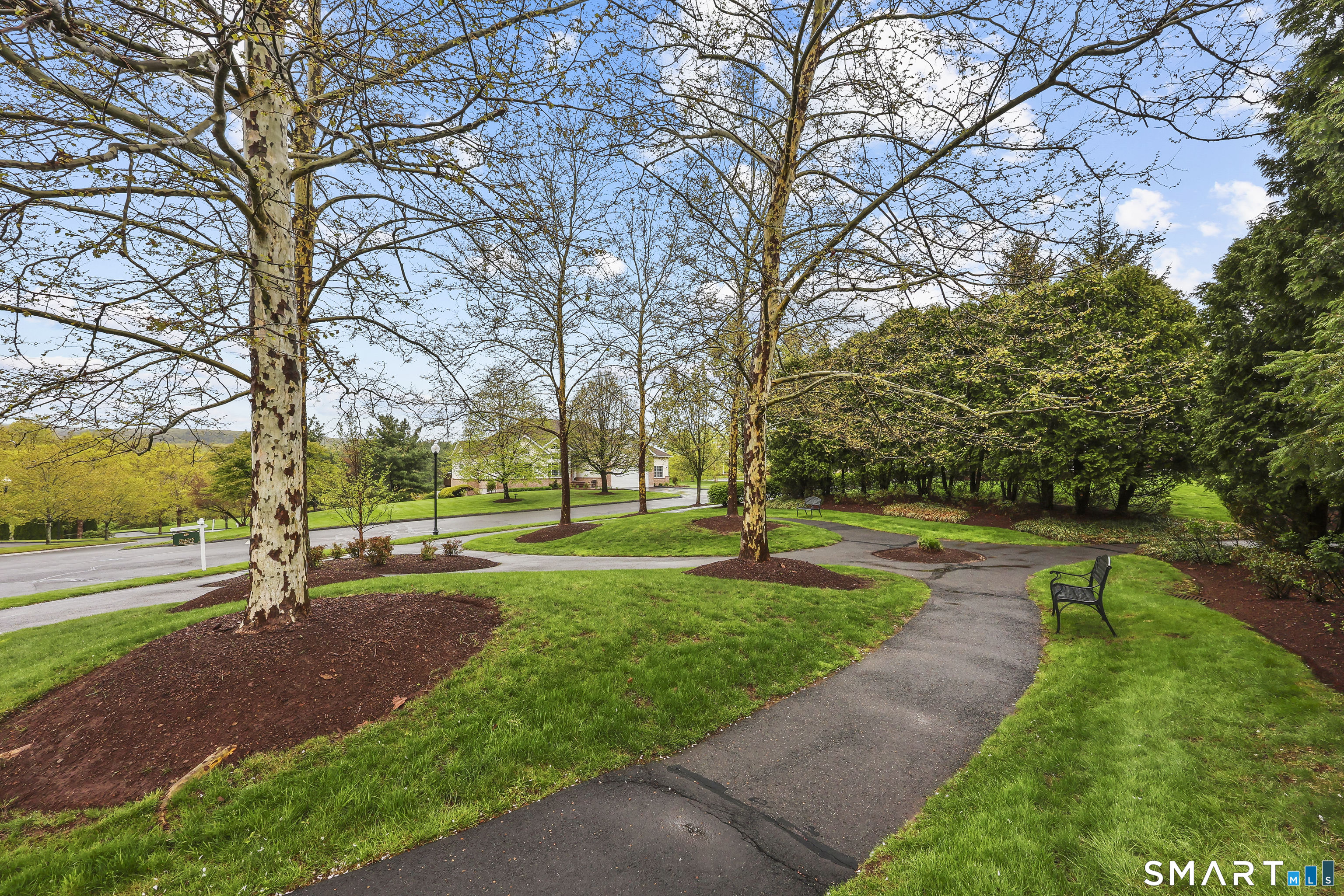 25 Cassandra Boulevard West Hartford CT 06107