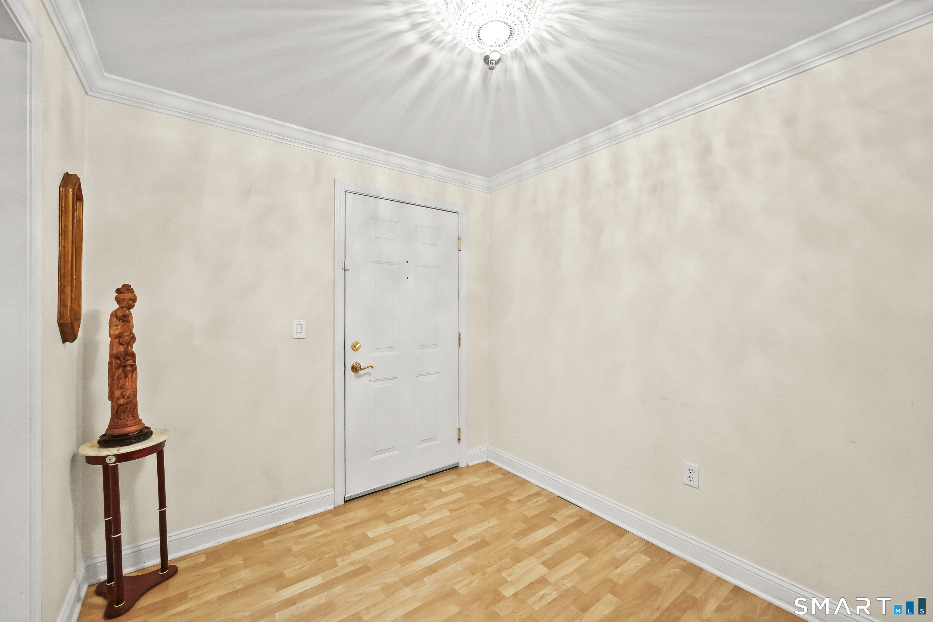 25 Cassandra Boulevard West Hartford CT 06107