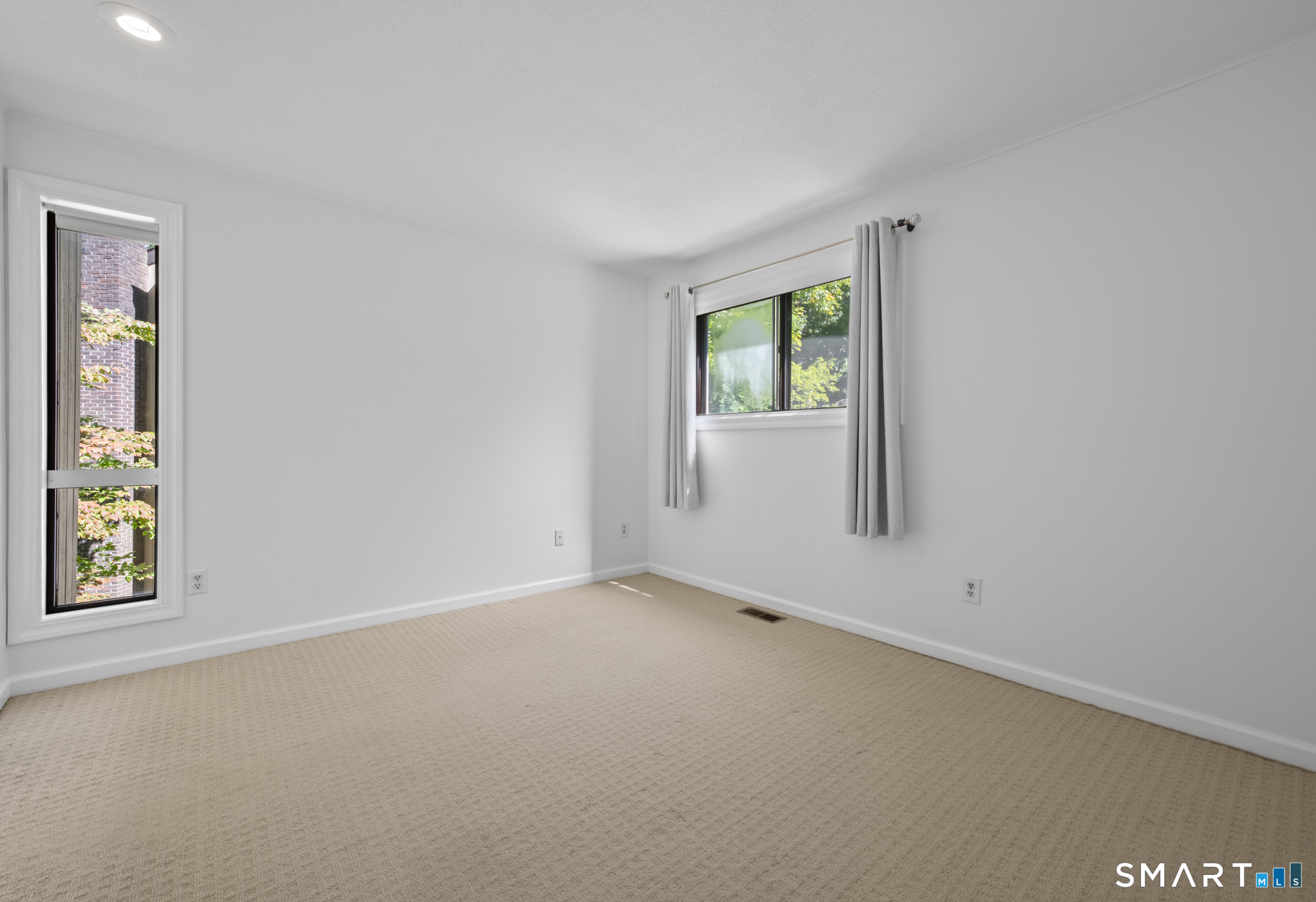 3 Shagbark Lane Woodbury CT 06798