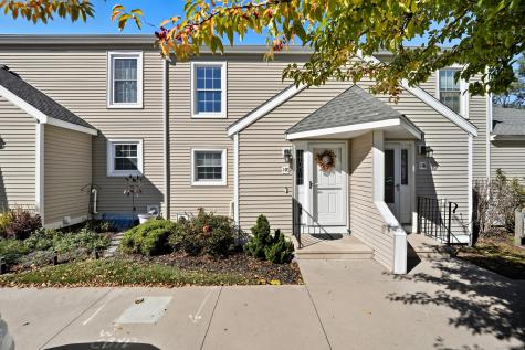 11 The Hamlet Enfield CT 06082
