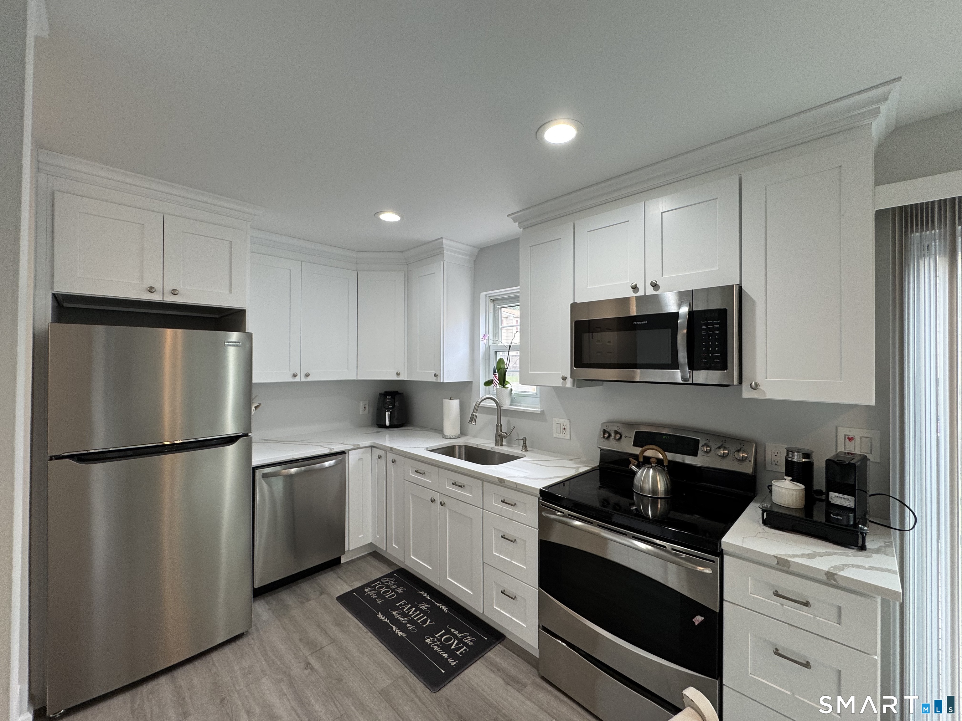 68 Round Tree Drive Naugatuck CT 06770