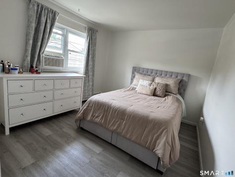 68 Round Tree Drive Naugatuck CT 06770