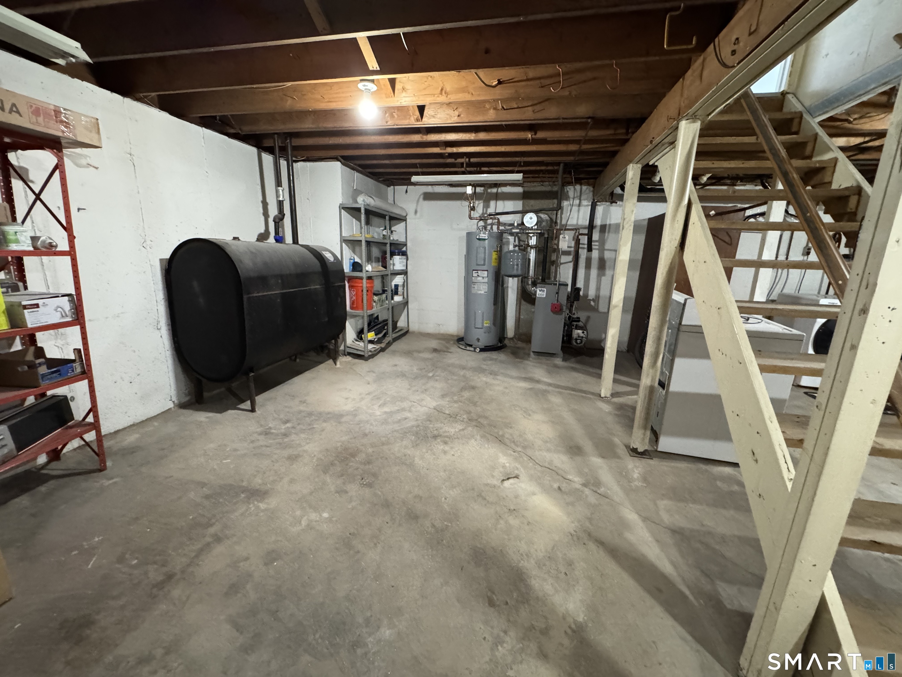 68 Round Tree Drive Naugatuck CT 06770