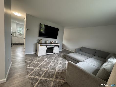 68 Round Tree Drive Naugatuck CT 06770