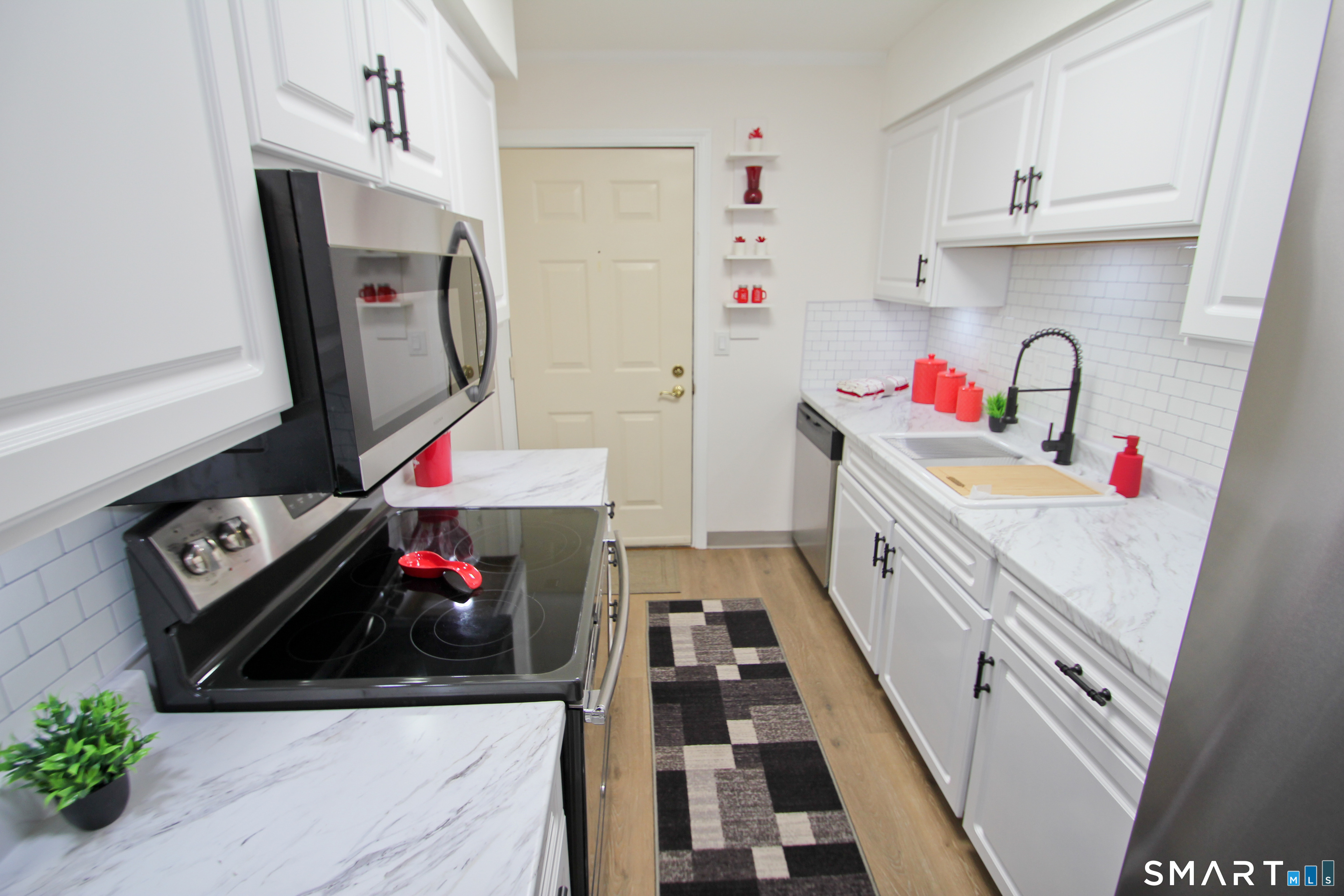 1 Concorde Way Windsor Locks CT 06096