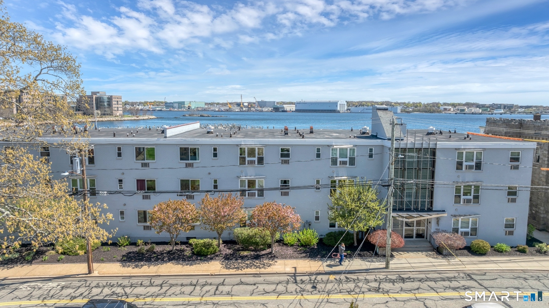 184 Pequot Avenue New London CT 06320
