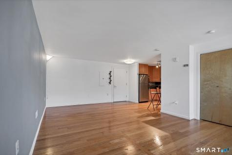 184 Pequot Avenue New London CT 06320