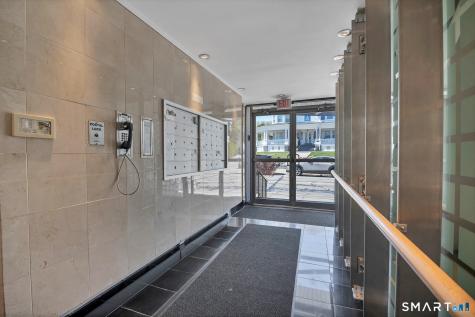 184 Pequot Avenue New London CT 06320