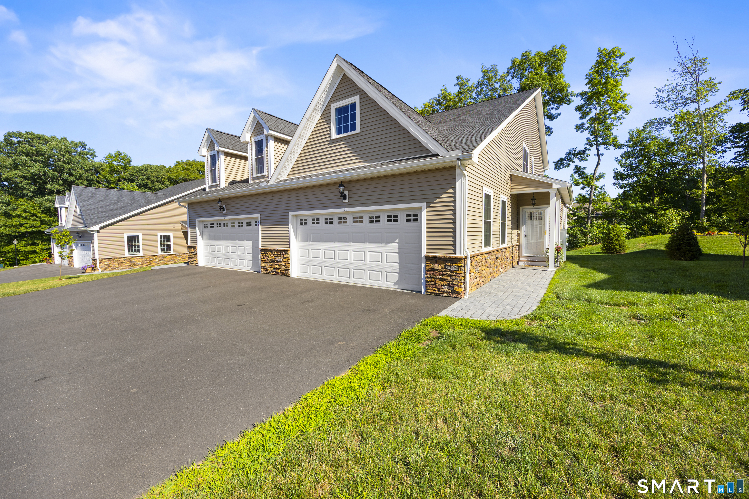 218 Boulder Court Bristol CT 06010