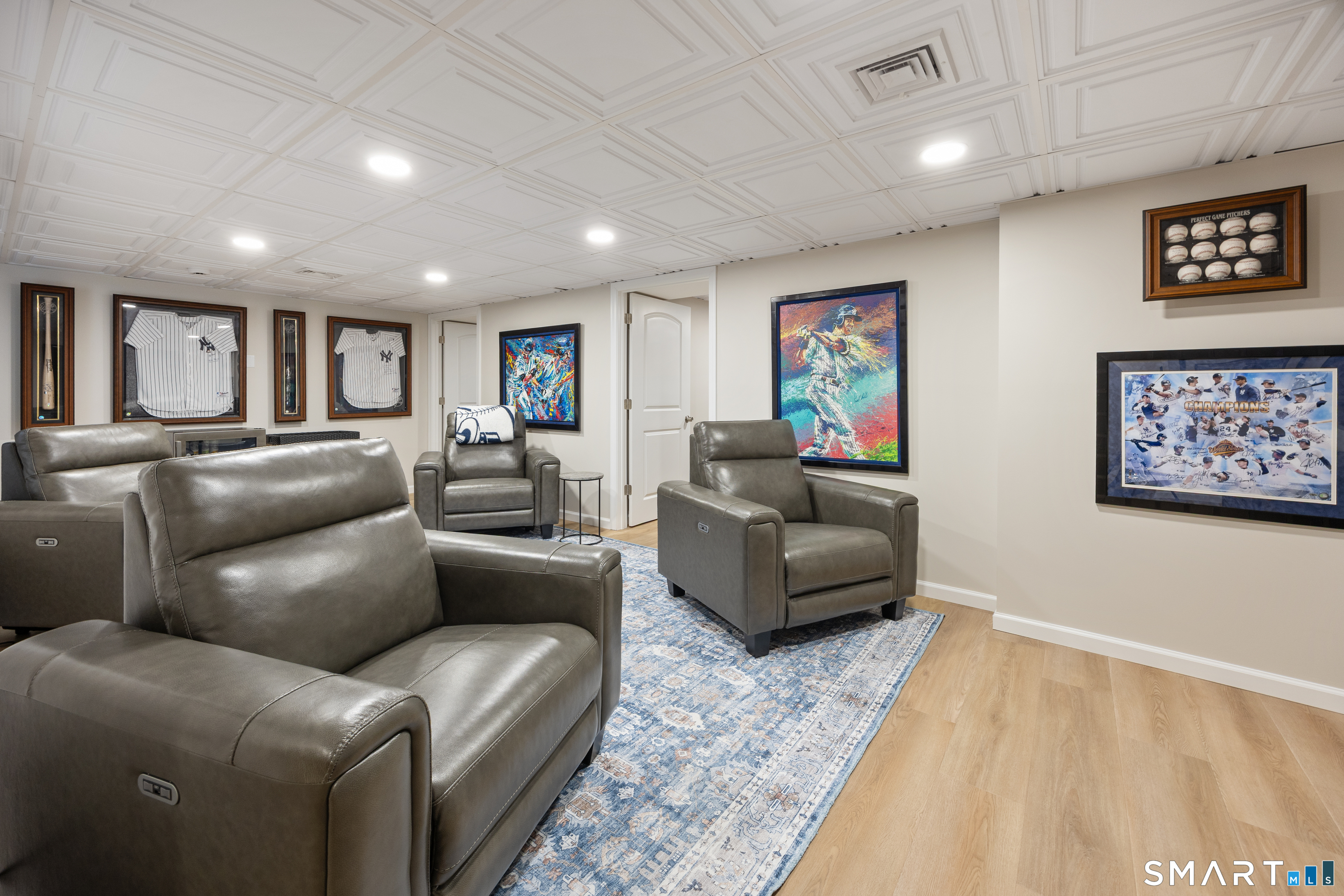 218 Boulder Court Bristol CT 06010