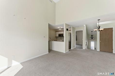 816 Hartford Road Manchester CT 06040
