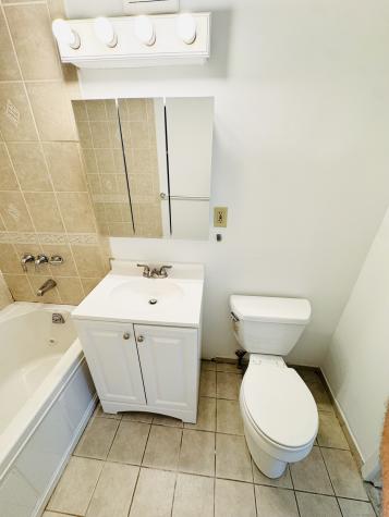 107 Niles Hill Road New London CT 06320