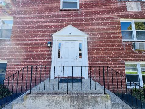 107 Niles Hill Road New London CT 06320