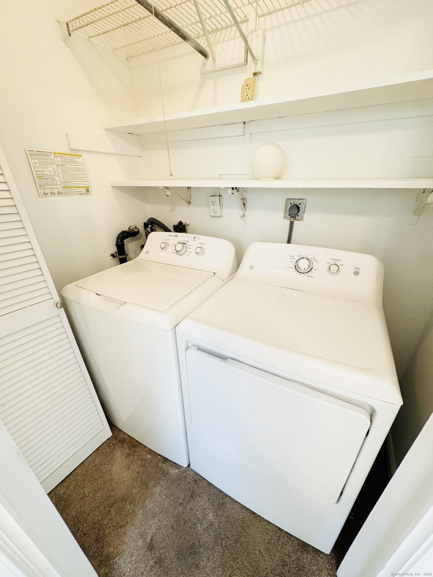 107 Niles Hill Road New London CT 06320