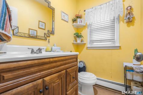 706 Maple Street Bridgeport CT 06607