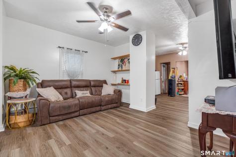 706 Maple Street Bridgeport CT 06607