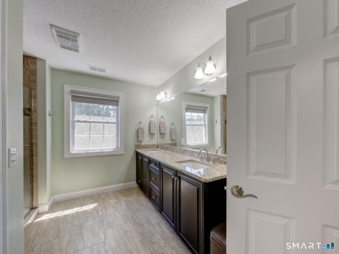 32 Bridlewood Lane Vernon CT 06066