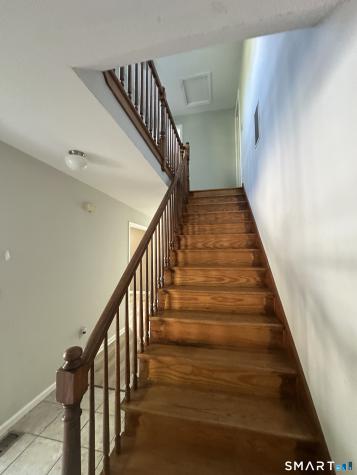 6 Heritage Square Mansfield CT 06250