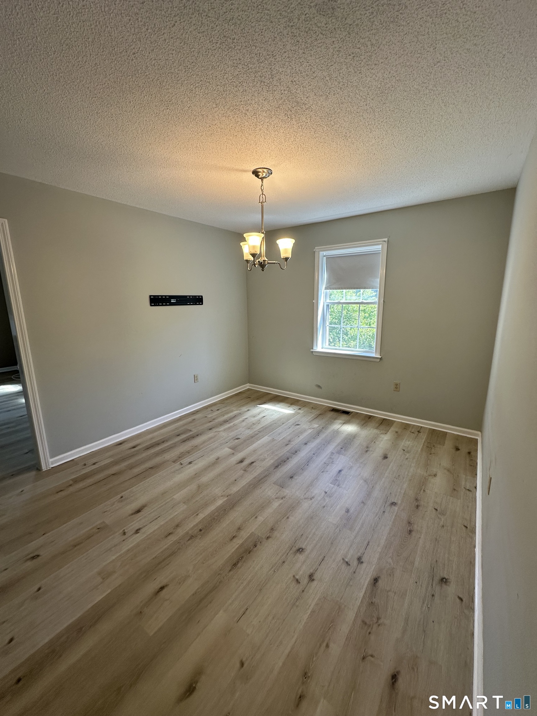 6 Heritage Square Mansfield CT 06250