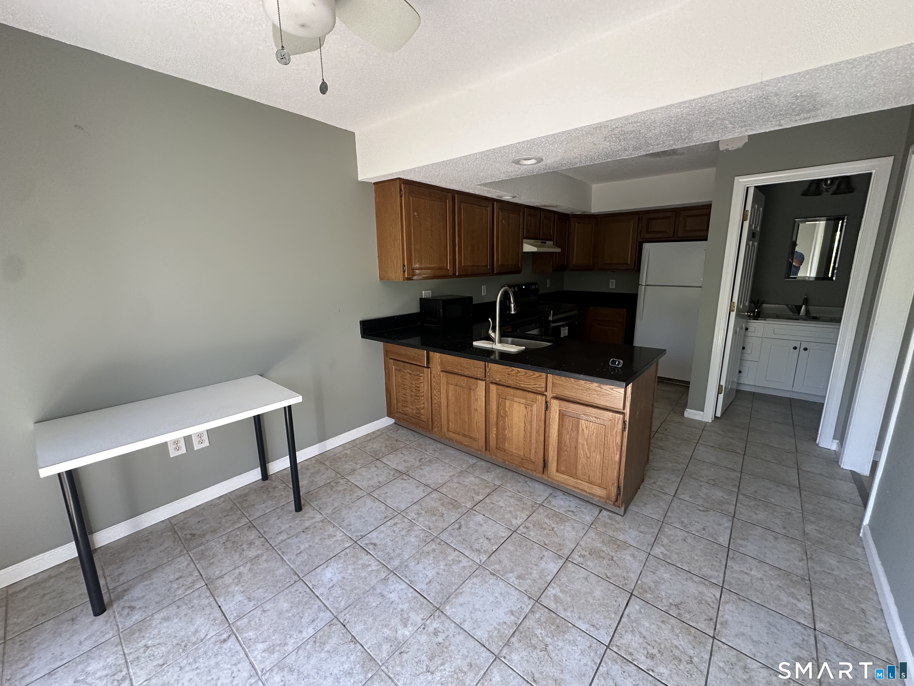 6 Heritage Square Mansfield CT 06250