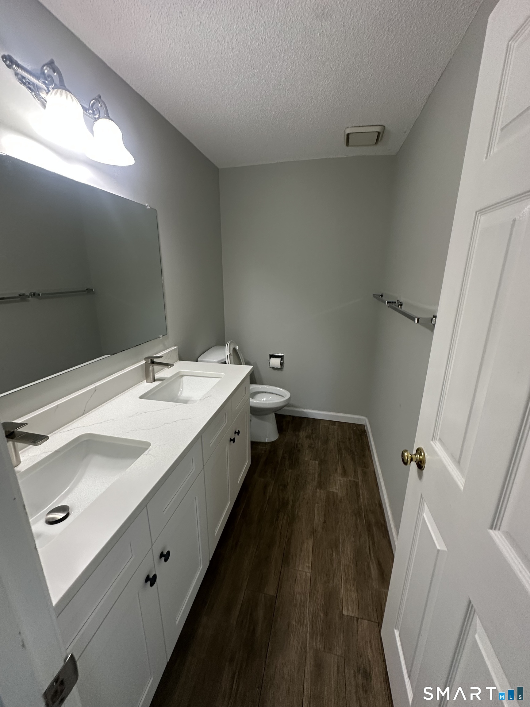 6 Heritage Square Mansfield CT 06250