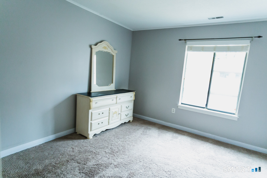 12 Applewood Lane Avon CT 06001