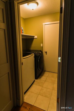 12 Applewood Lane Avon CT 06001