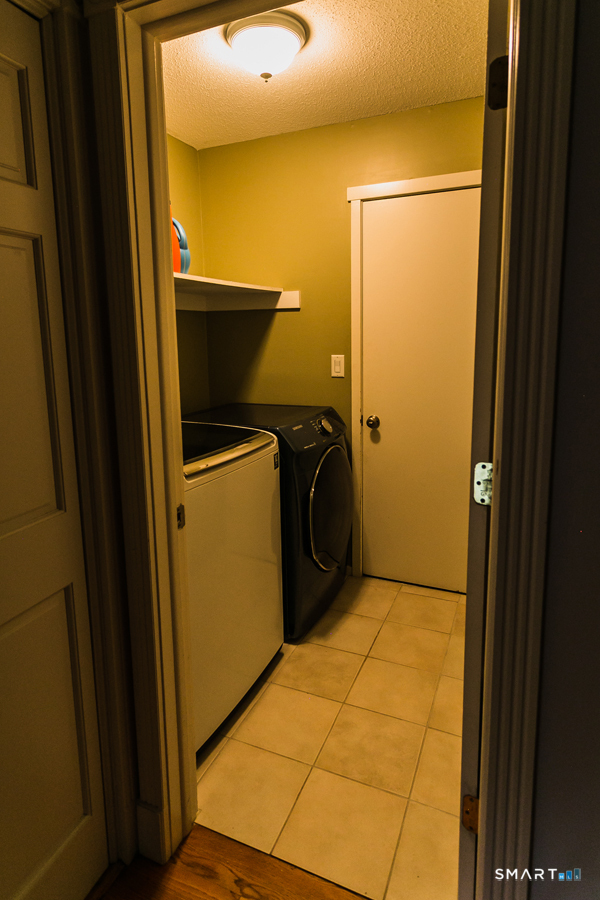 12 Applewood Lane Avon CT 06001