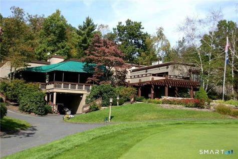 12 Applewood Lane Avon CT 06001